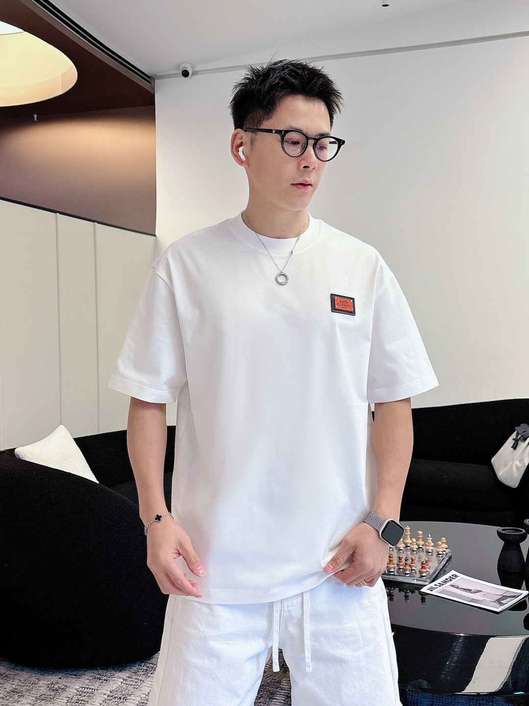 爱马仕#Hermes 2026春夏新款首发专柜最新款短袖圆领T恤 高端订制 设计前卫时尚！品牌logo重