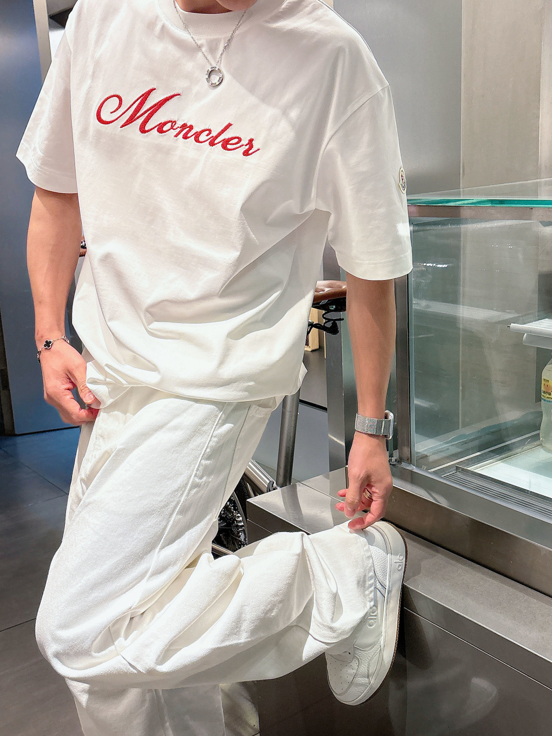 moncler hommes 2026 Nouveau T logo — photo 5