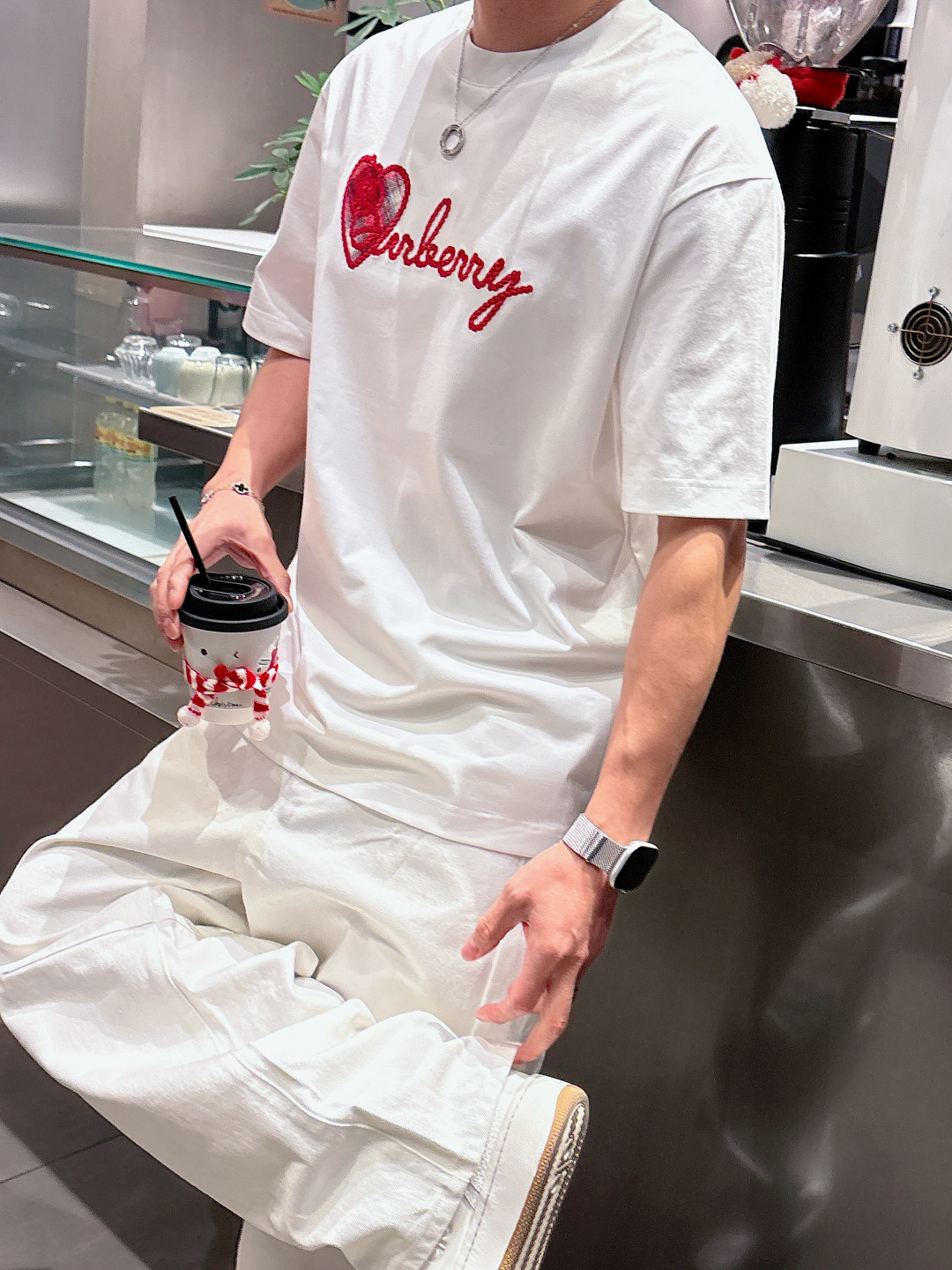 巴宝莉#BUR 2026春夏新款首发专柜最新款短袖圆领T恤 高端订制 设计前卫时尚！品牌logo重工艺设