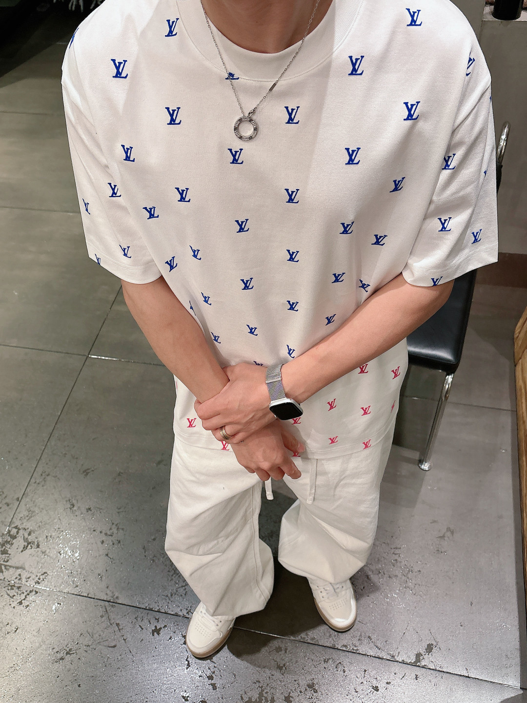 LV men LV 2026 New New T ！ logo . . . . . ！ ！ — photo 4