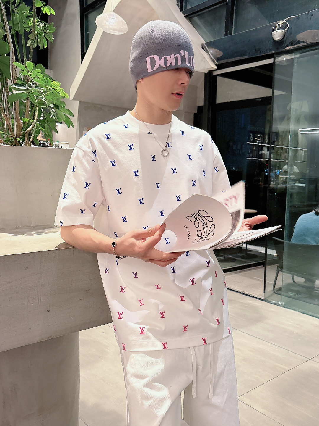 LV men LV 2026 New New T ！ logo . . . . . ！ ！ — photo 6