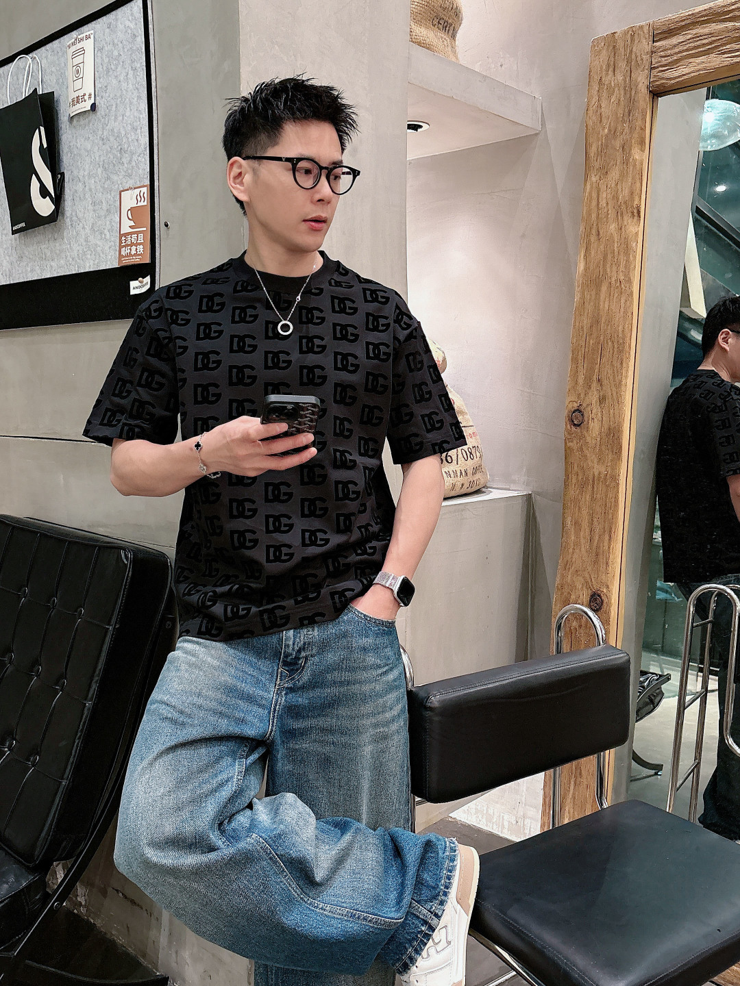 DG 2026春夏新款首发专柜最新款短袖圆领T恤 高端订制 设计前卫时尚！品牌logo重工艺设计 高端定