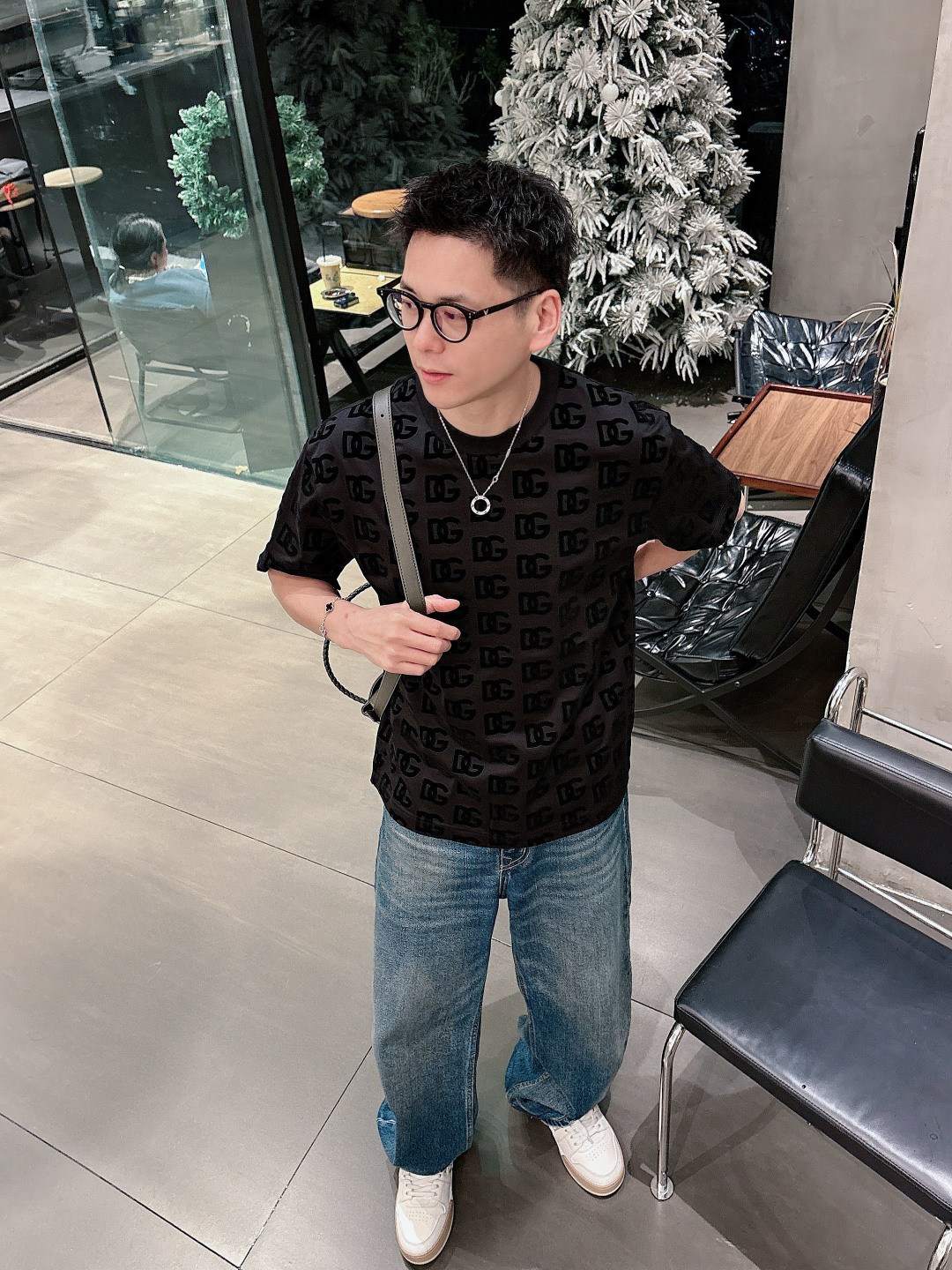 DG 2026春夏新款首发专柜最新款短袖圆领T恤 高端订制 设计前卫时尚！品牌logo重工艺设计 高端定