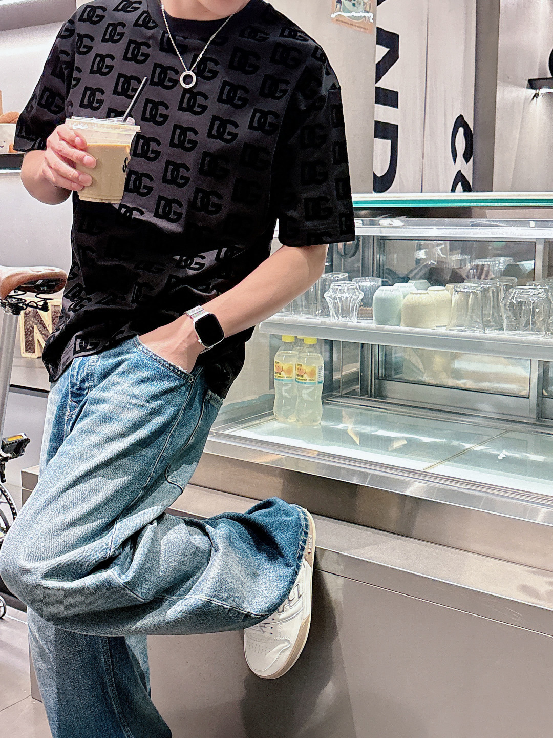 DG 2026春夏新款首发专柜最新款短袖圆领T恤 高端订制 设计前卫时尚！品牌logo重工艺设计 高端定