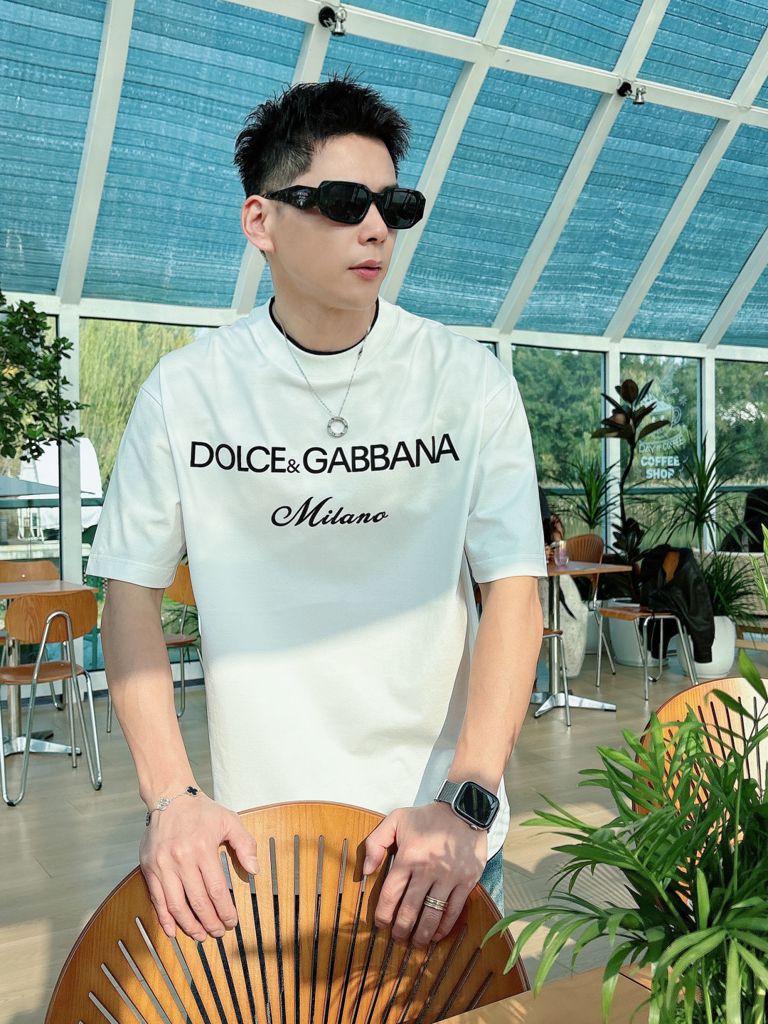 DG 2026春夏新款首发专柜最新款短袖圆领T恤 高端订制 设计前卫时尚！品牌logo重工艺设计 高端定