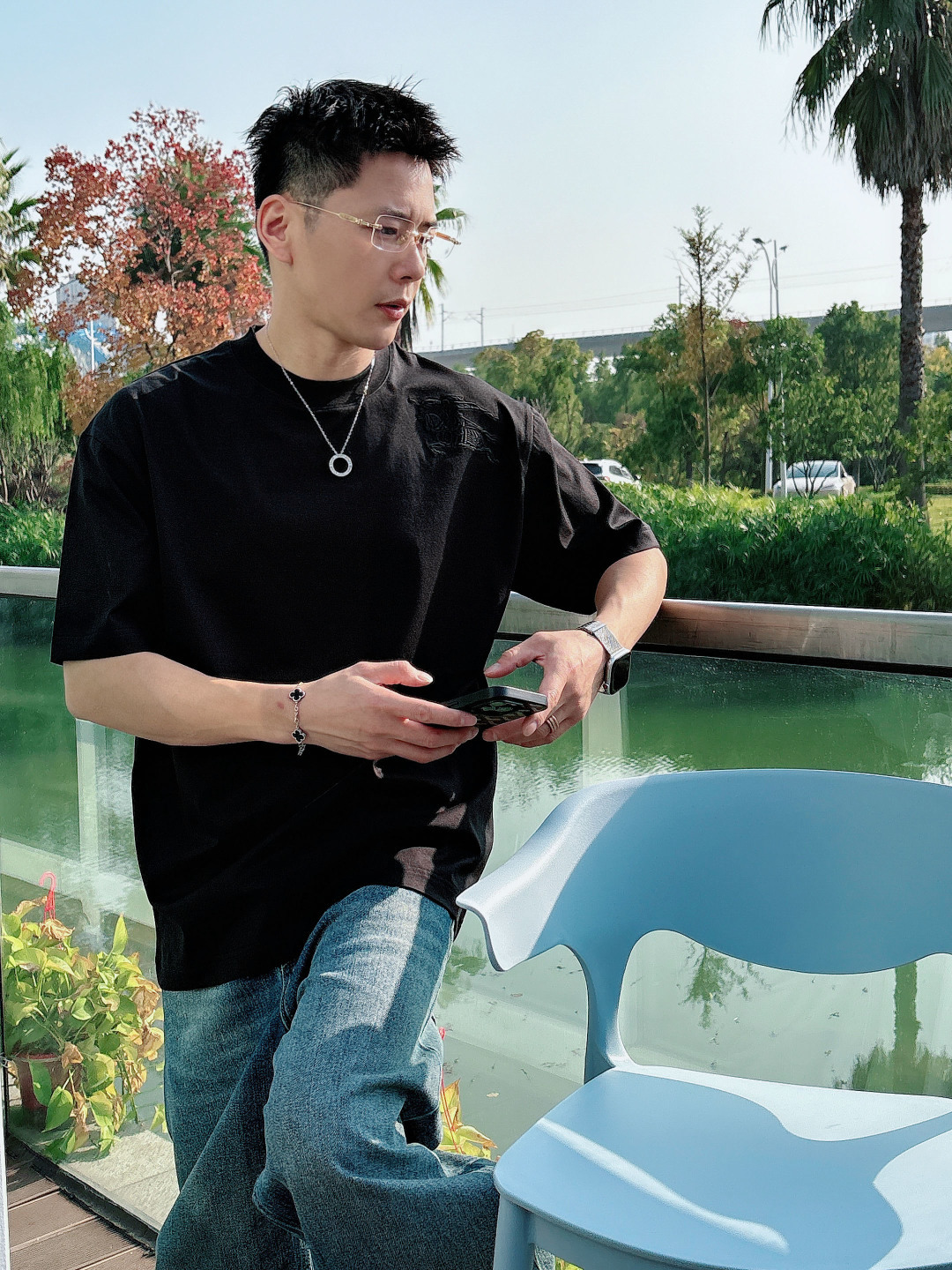 巴宝莉#BUR 2026春夏新款首发专柜最新款短袖圆领T恤 高端订制 设计前卫时尚！品牌logo重工艺设