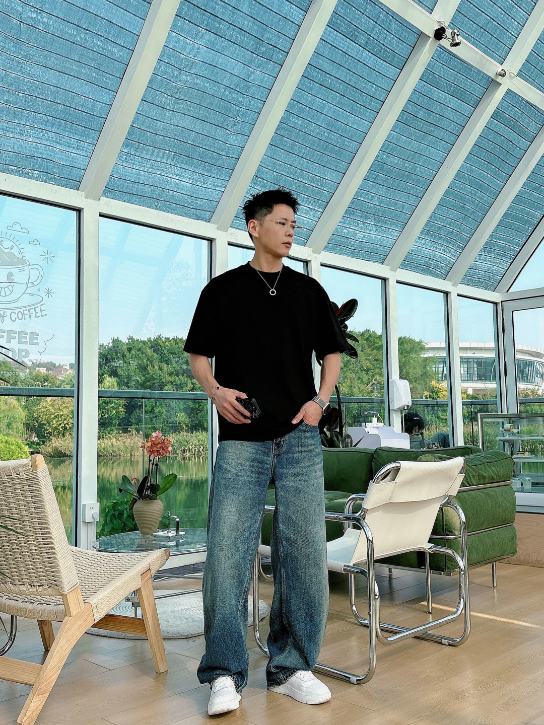 巴宝莉#BUR 2026春夏新款首发专柜最新款短袖圆领T恤 高端订制 设计前卫时尚！品牌logo重工艺设