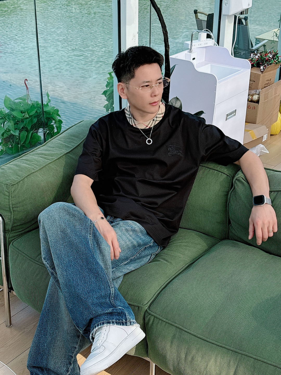 巴宝莉#BUR 2026春夏新款首发专柜最新款短袖圆领T恤 高端订制 设计前卫时尚！品牌logo重工艺设