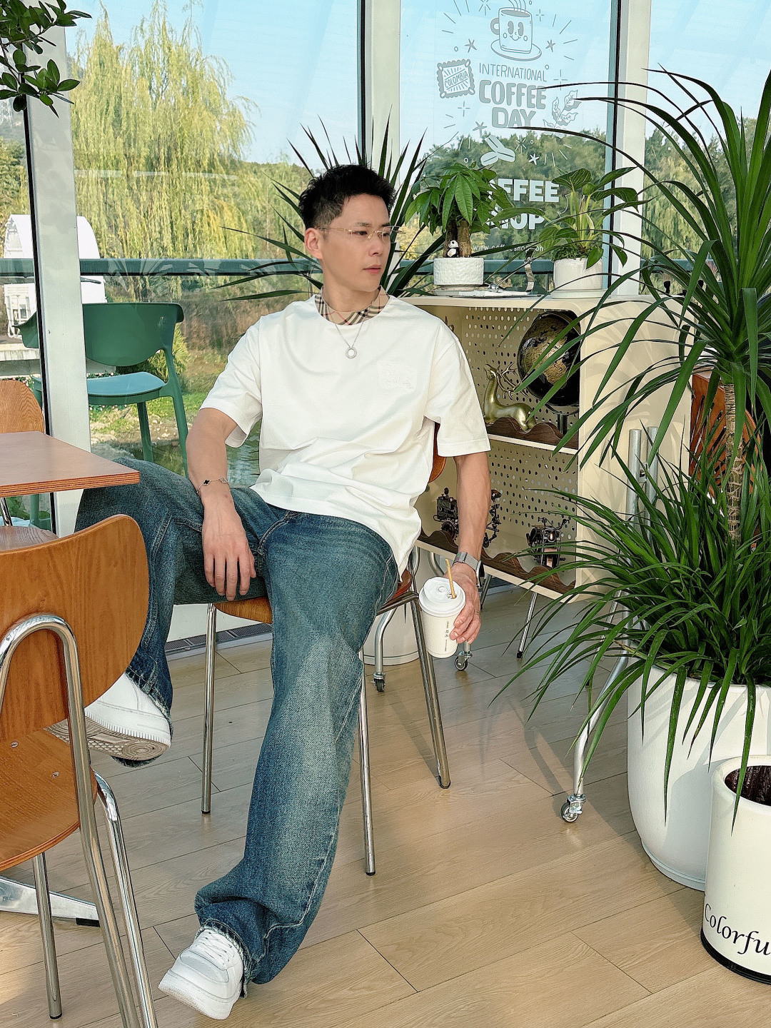 巴宝莉#BUR 2026春夏新款首发专柜最新款短袖圆领T恤 高端订制 设计前卫时尚！品牌logo重工艺设