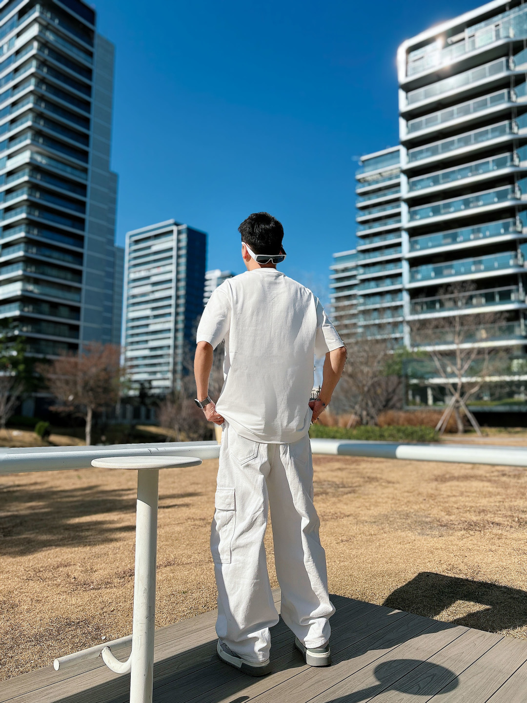巴宝莉#BUR 2026春夏新款首发专柜最新款短袖圆领T恤 高端订制 设计前卫时尚！品牌logo重工艺设