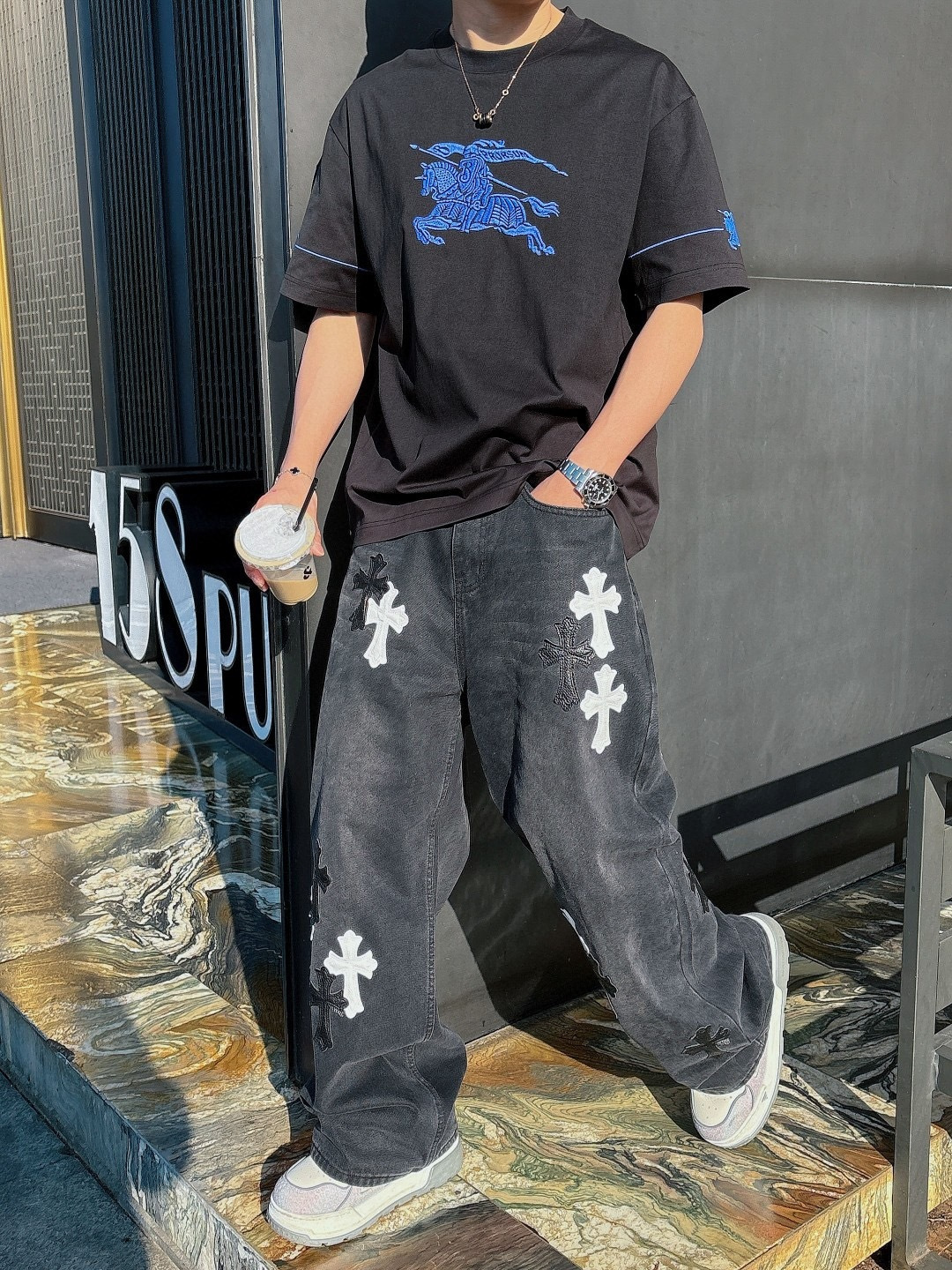 巴宝莉#Bur 2026春夏新款首发专柜最新款短袖圆领T恤 高端订制 设计前卫时尚！品牌logo重工艺设