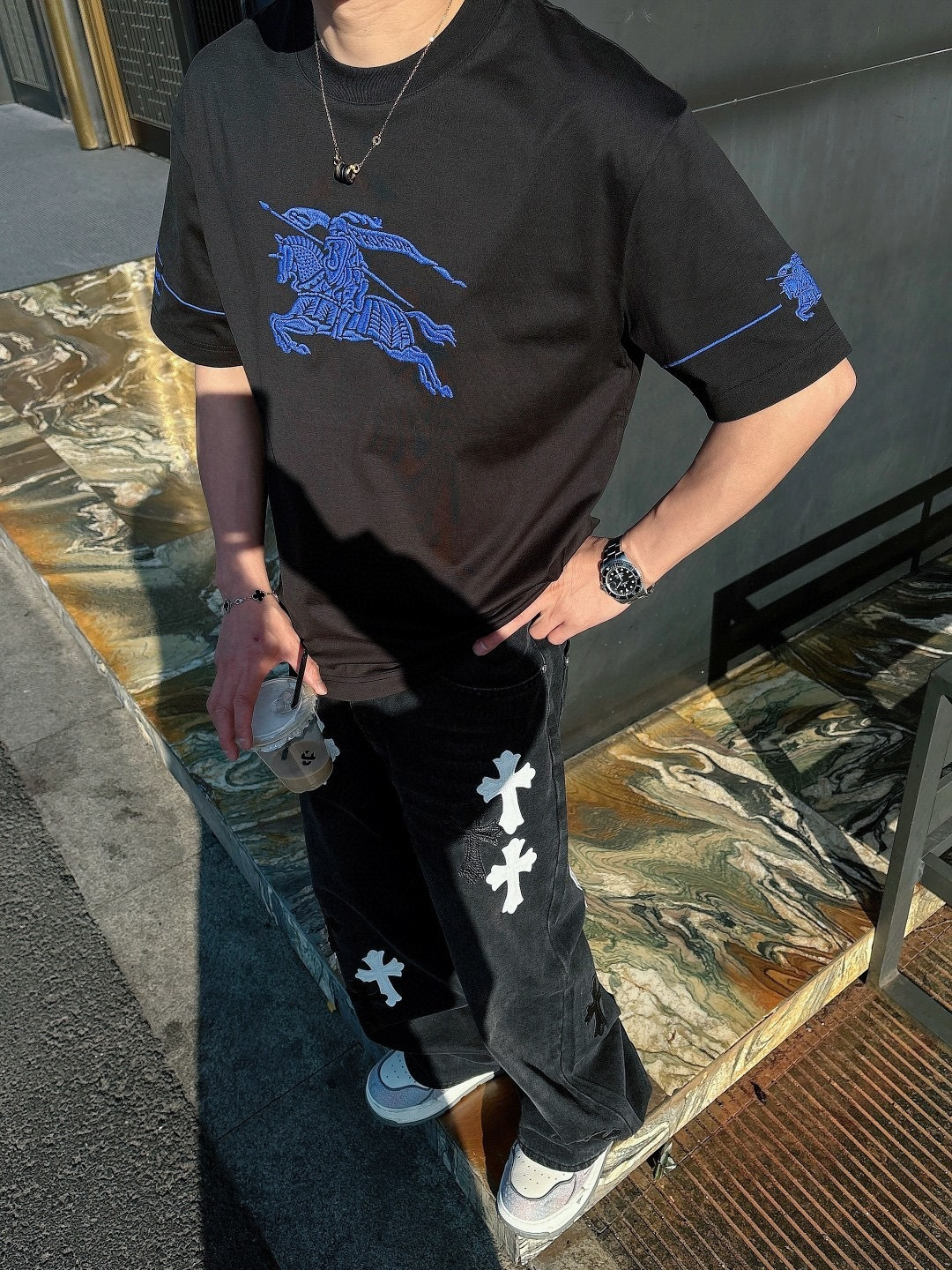 巴宝莉#Bur 2026春夏新款首发专柜最新款短袖圆领T恤 高端订制 设计前卫时尚！品牌logo重工艺设