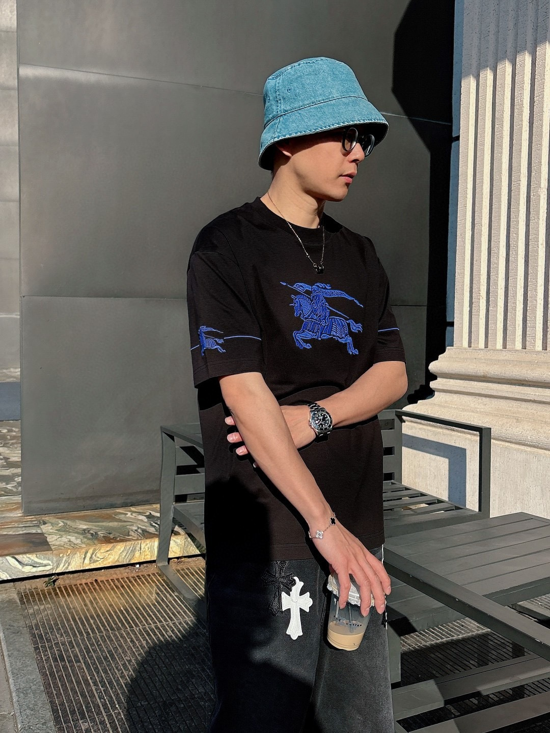 巴宝莉#Bur 2026春夏新款首发专柜最新款短袖圆领T恤 高端订制 设计前卫时尚！品牌logo重工艺设