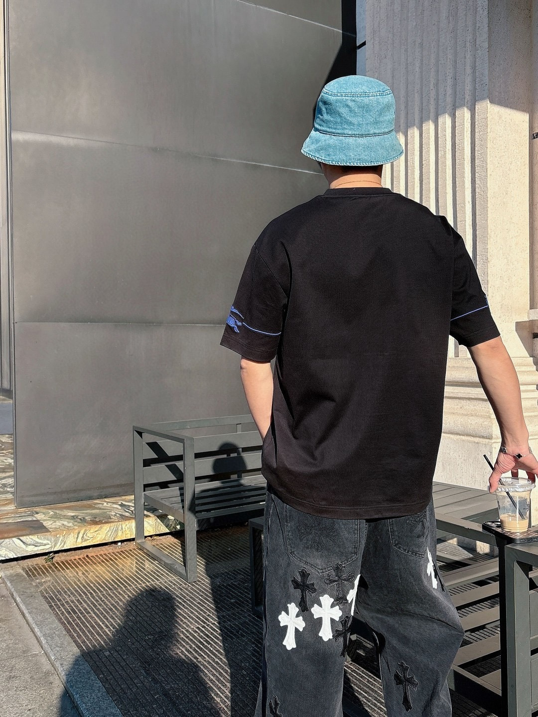 巴宝莉#Bur 2026春夏新款首发专柜最新款短袖圆领T恤 高端订制 设计前卫时尚！品牌logo重工艺设