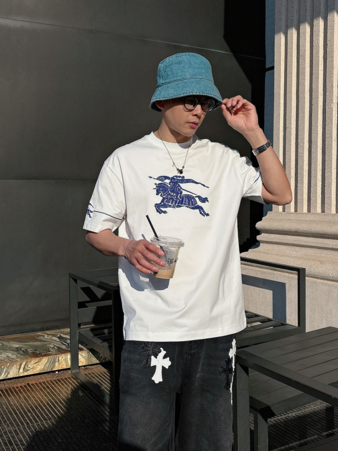 巴宝莉#Bur 2026春夏新款首发专柜最新款短袖圆领T恤 高端订制 设计前卫时尚！品牌logo重工艺设