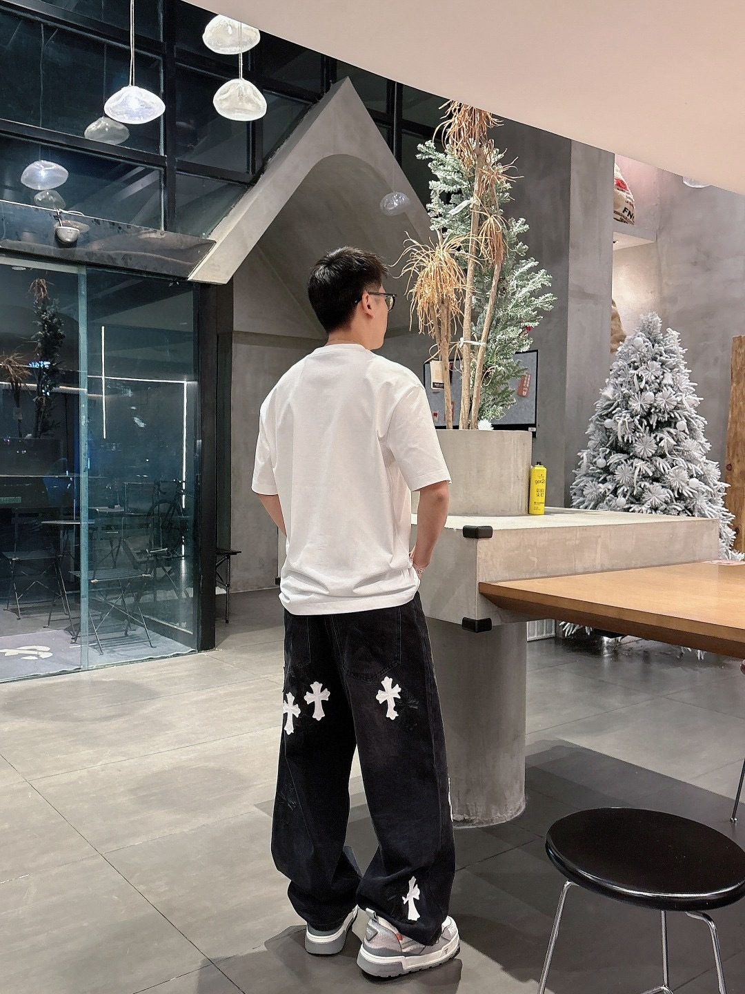 巴宝莉#Bur 2026春夏新款首发专柜最新款短袖圆领T恤 高端订制 设计前卫时尚！品牌logo重工艺设