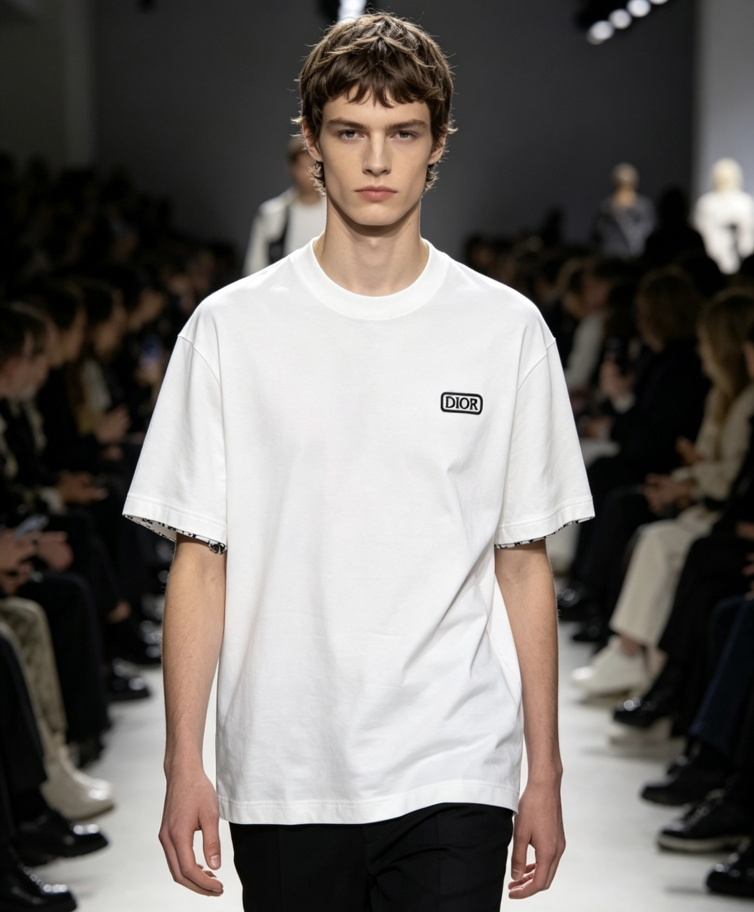 NO:866621,Dior's 2026 spring and summer new style debut counter, the latest short-sleeved round neck T-shirt, high-end customization, avant-garde and fashionable design!  Brand logo emphasizes craftsmanship design. High-end customized 100% cotton top-grade mercerized fabric. Soft to the touch. Comfortable to wear. Exquisite stitching at the counter level. Fine workmanship. The upper body effect is incomparably handsome!  A must-have item for a stylish man!  Color Black White Size M-3XL,, dior, T-shirt, tees, t-shirt,19860909迪奥 2026春夏新款首发专柜最新款短袖圆领T恤 高端订制 设计前卫时尚！品牌logo重工艺设计 高端定制百分百棉顶级丝光面料.手感柔软.穿着舒适.专柜级别精致车线.做工精细.上身效果无敌帅气！型男必备单品！ 颜色黑色 白色 码数M-3XL,,dior,T-shirt,tees，t-shirt,,Men's clothing