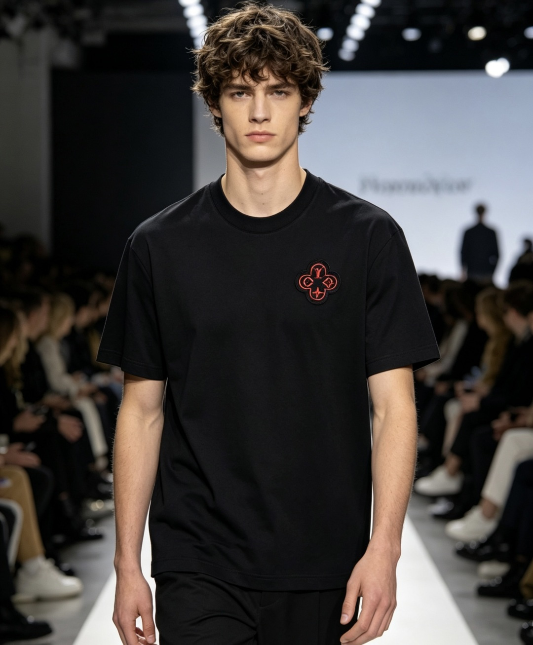 NO:866598,LV 2026 spring and summer new style debut counter, the latest short-sleeved round neck T-shirt, high-end customization, avant-garde and fashionable design!  Brand logo emphasizes craftsmanship design. High-end customized 100% cotton top-grade mercerized fabric. Soft to the touch. Comfortable to wear. Exquisite stitching at the counter level. Fine workmanship. The upper body effect is incomparably handsome!  A must-have item for a stylish man!  Color Black White Size M-3XL,,louis vuitton,T-shirt,tees,t-shirt,19860909LV 2026春夏新款首发专柜最新款短袖圆领T恤 高端订制 设计前卫时尚！品牌logo重工艺设计 高端定制百分百棉顶级丝光面料.手感柔软.穿着舒适.专柜级别精致车线.做工精细.上身效果无敌帅气！型男必备单品！ 颜色黑色 白色 码数M-3XL,,louis vuitton,T-shirt,tees，t-shirt,,Men's clothing