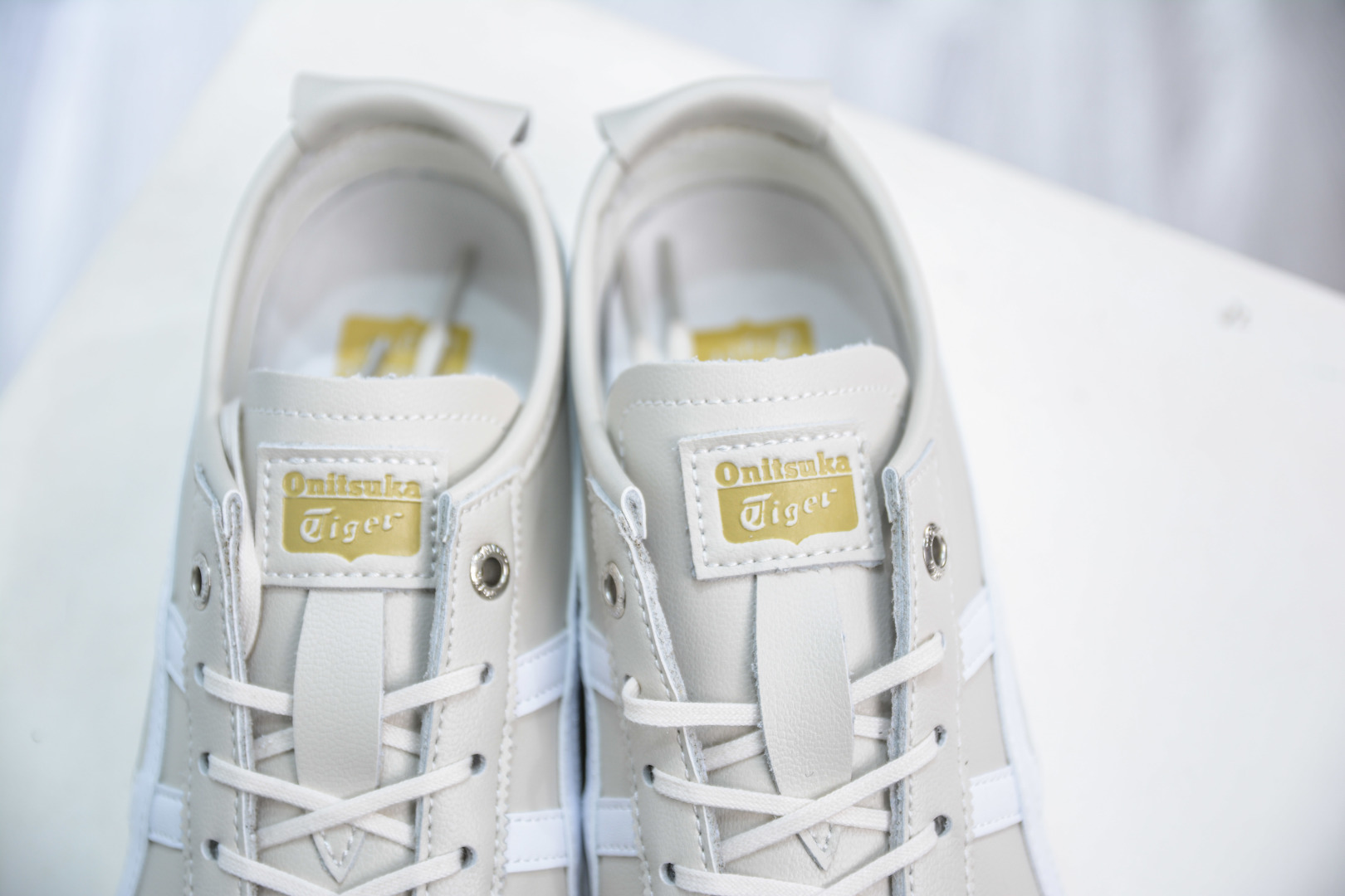 160  Onitsuka Tiger Mexico 66 SD 鬼冢虎 墨西哥升级版系列低帮复古经典虎爪百搭休闲皮革慢跑鞋 1183A872-119