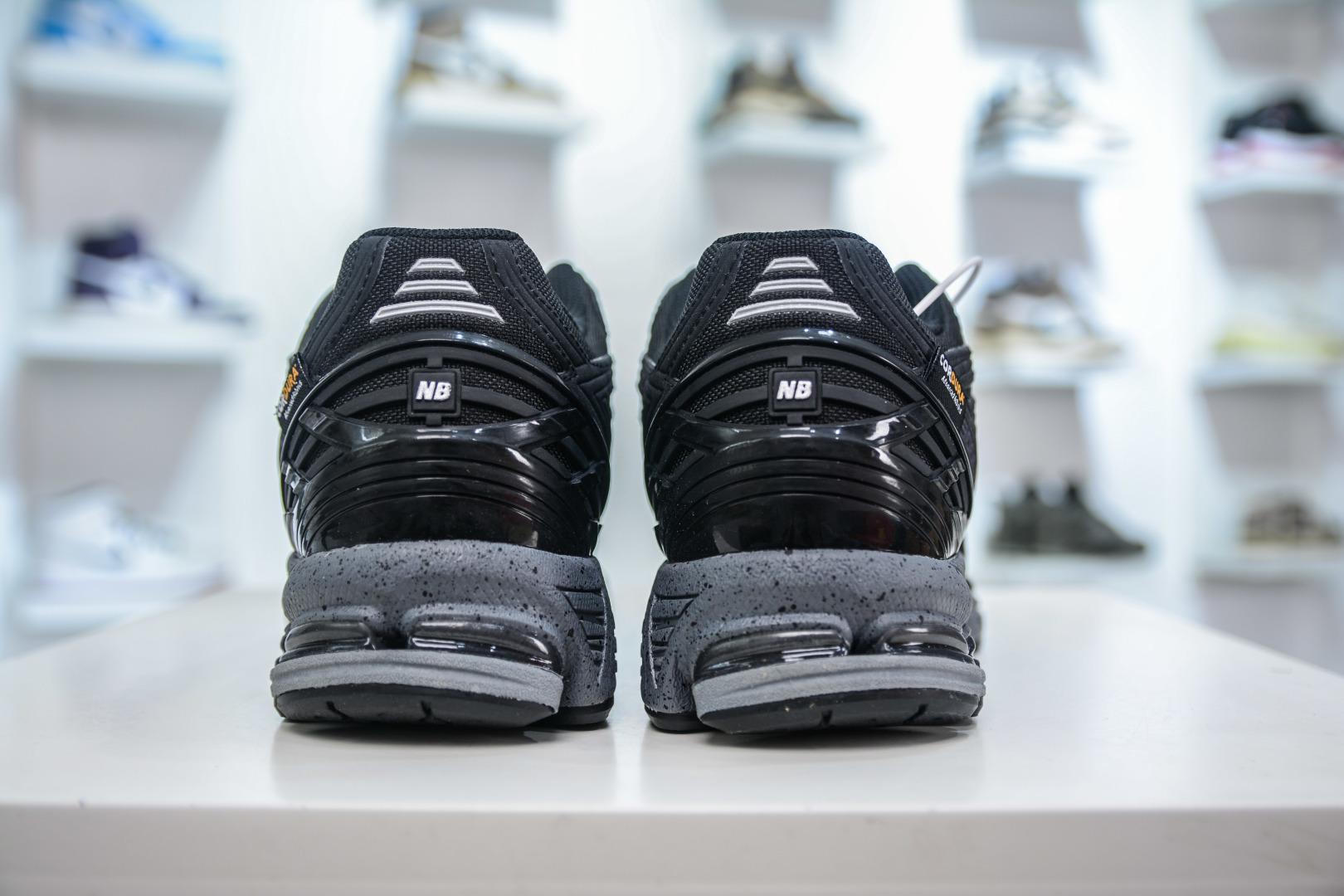 210  T版纯原 New Balance M1906R系列 复古老爹防滑耐磨低帮跑步鞋  M1906ROC