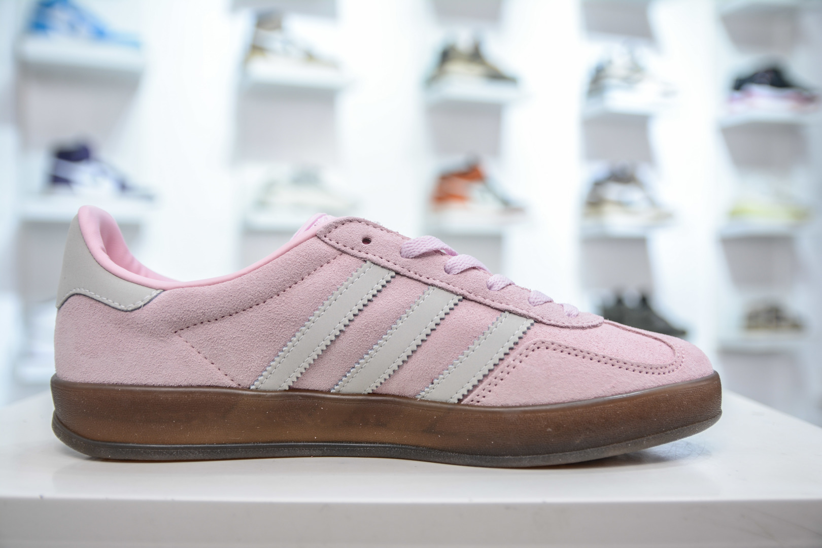 150 优势主推好价 AD Gazelle Indoor Trainers 羚羊内训系列低帮复古百搭休闲运动德训风板鞋    JI2716