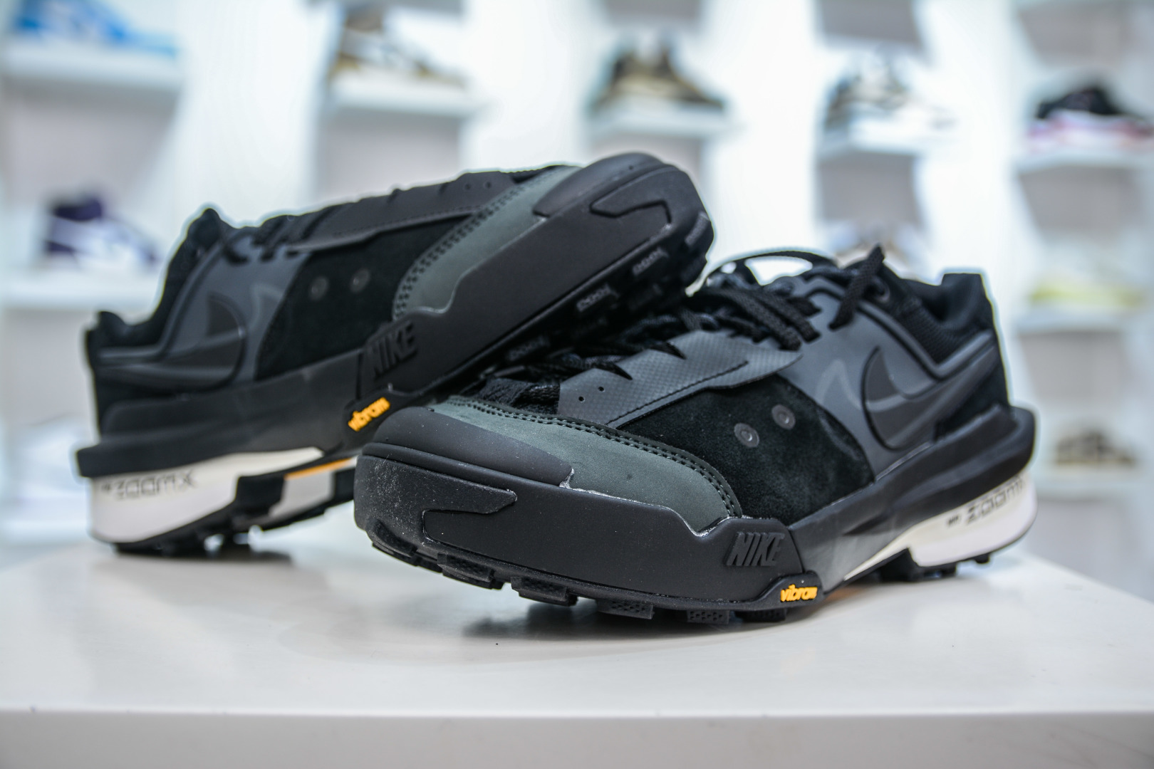 290  Sacai x Nike Zegamadome SP 联名款 机能风休闲运动鞋    HQ8618-001