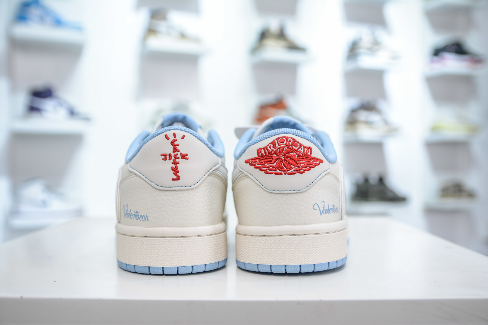 270  TS x Air Jordan 1 Retro Low x 暴力熊联名-卡通米蓝   XS7089-528