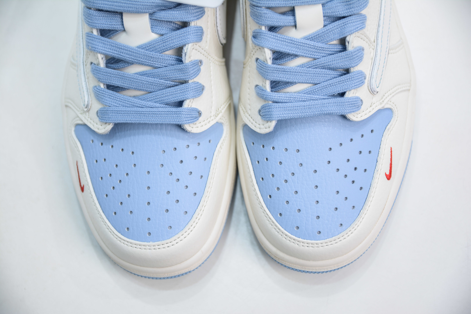 270  TS x Air Jordan 1 Retro Low x 暴力熊联名-卡通米蓝   XS7089-528