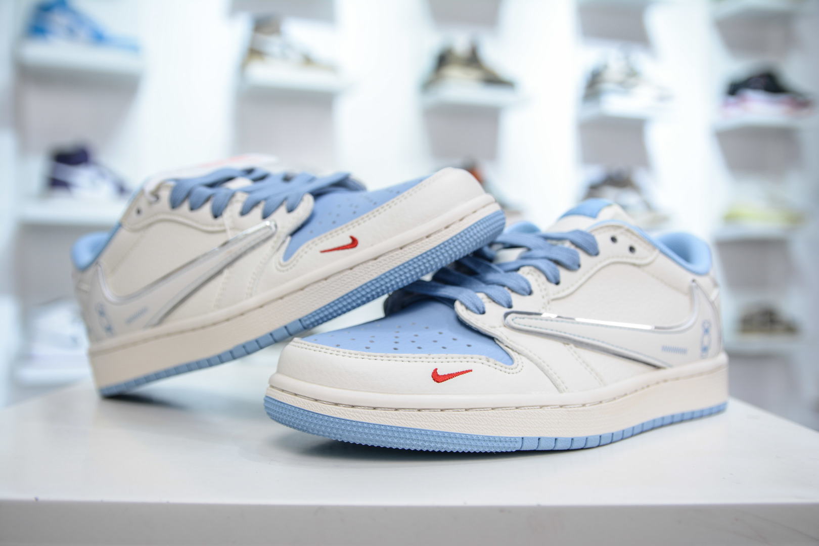 270  TS x Air Jordan 1 Retro Low x 暴力熊联名-卡通米蓝   XS7089-528