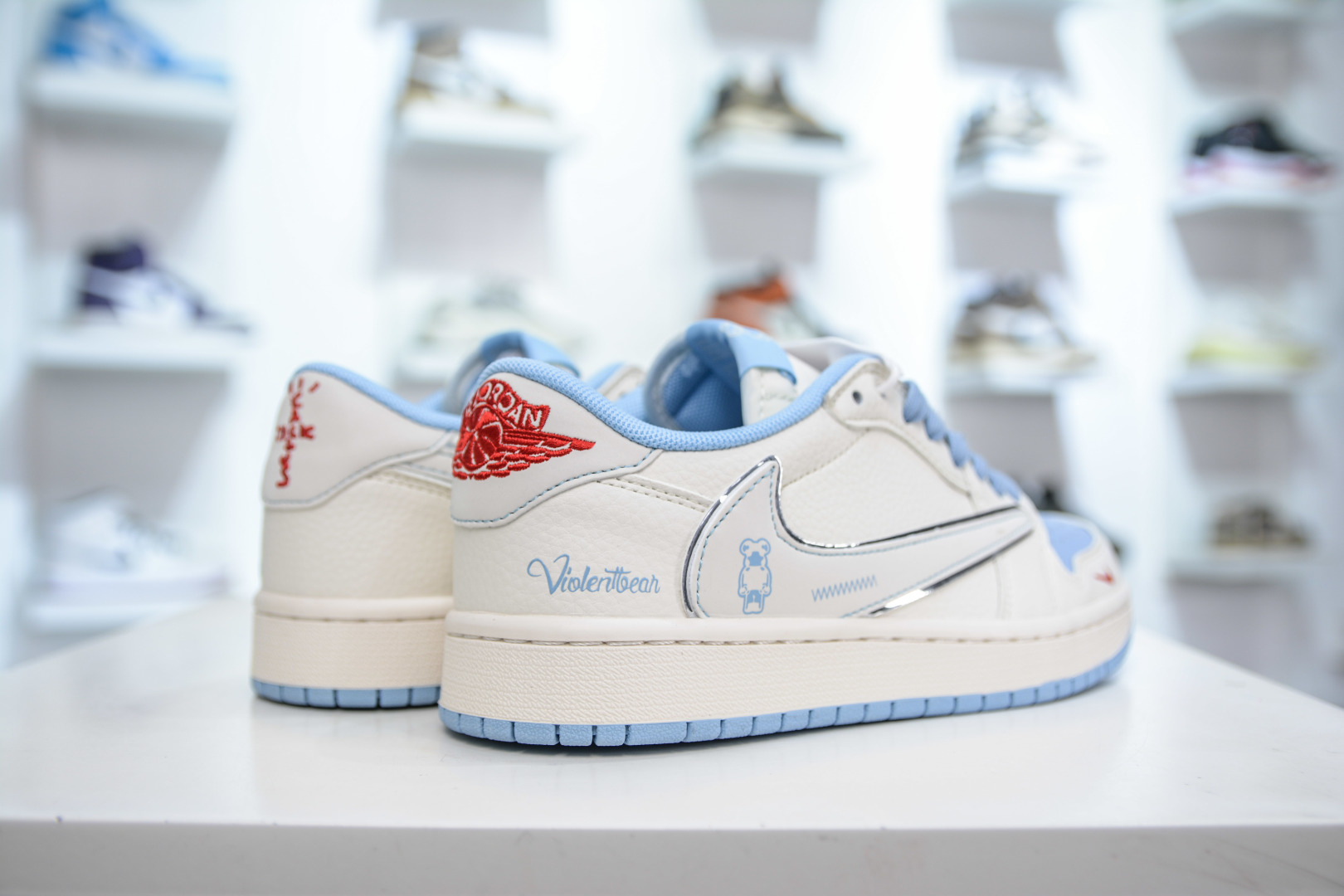 270  TS x Air Jordan 1 Retro Low x 暴力熊联名-卡通米蓝   XS7089-528