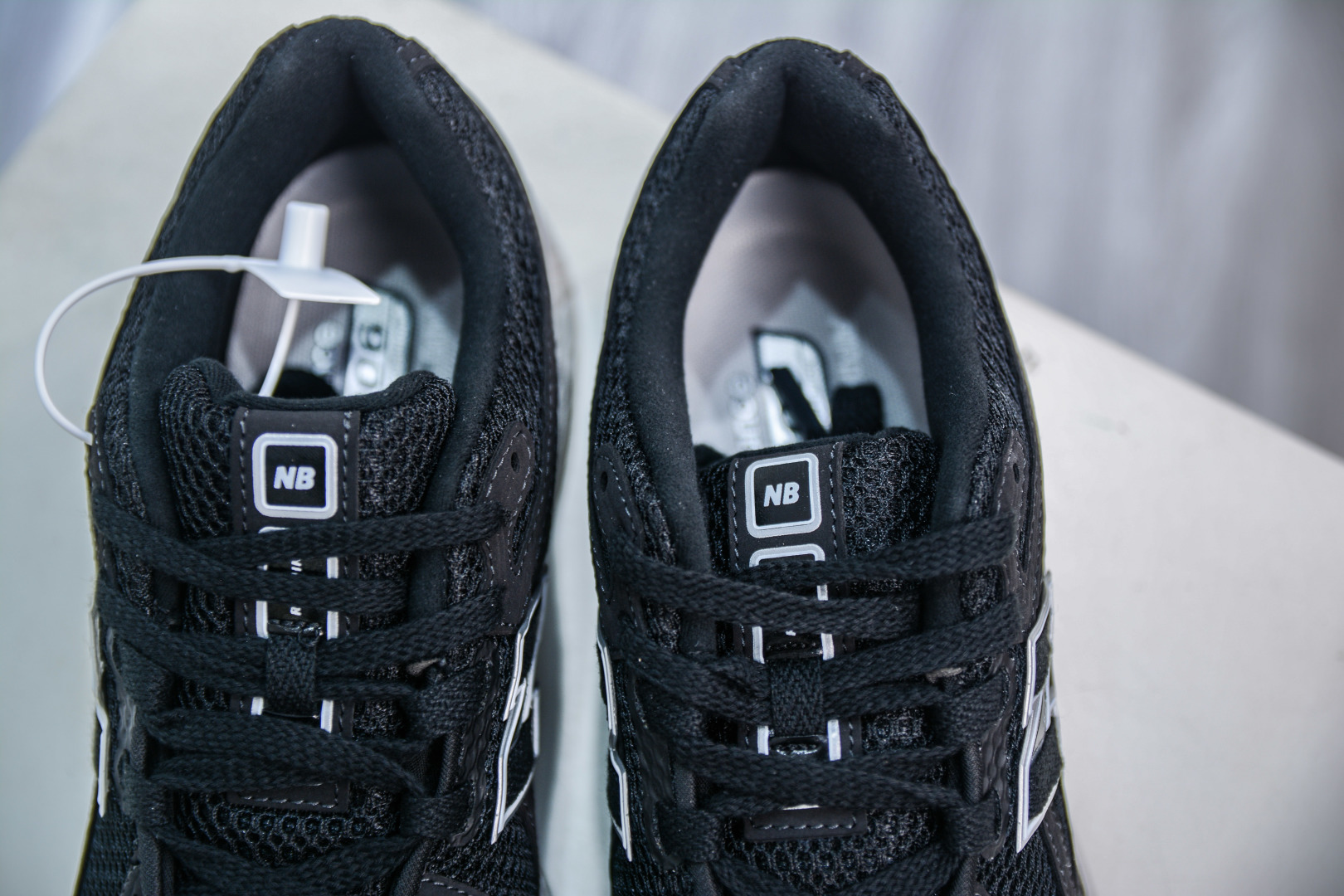 210  T版纯原 New Balance M1906R系列 复古老爹防滑耐磨低帮 跑步鞋    M1906RFB