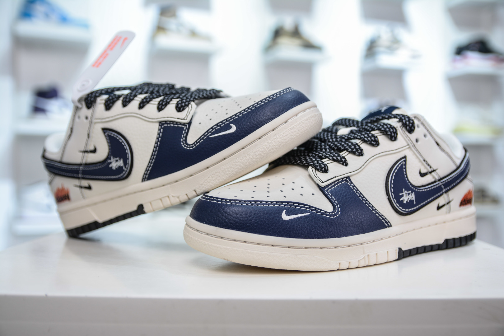 280   Nike SB Dunk Low x Stussy 斯图西联名-米蓝火焰  ZH2598-226