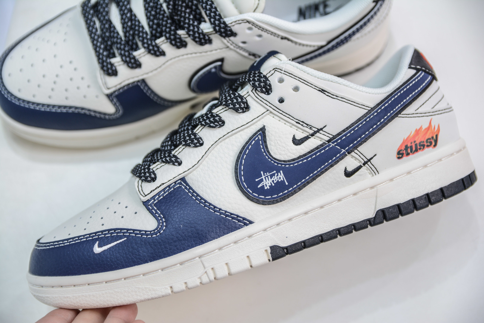 280   Nike SB Dunk Low x Stussy 斯图西联名-米蓝火焰  ZH2598-226