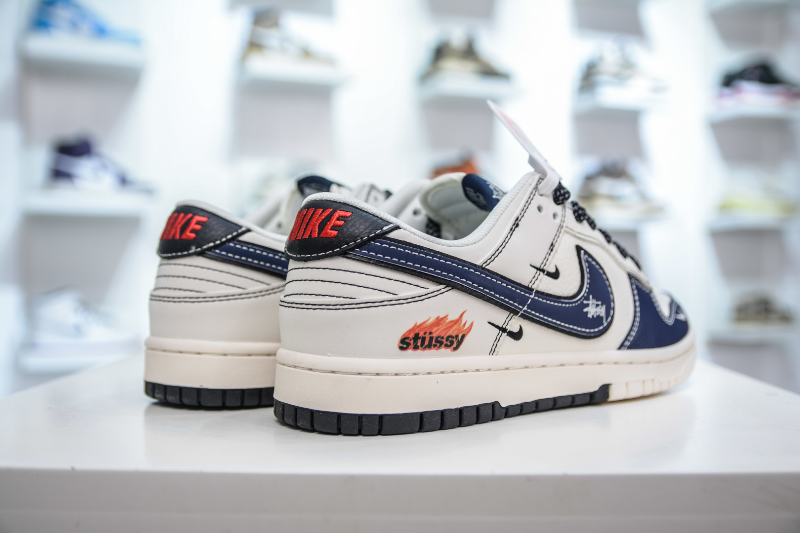 280   Nike SB Dunk Low x Stussy 斯图西联名-米蓝火焰  ZH2598-226