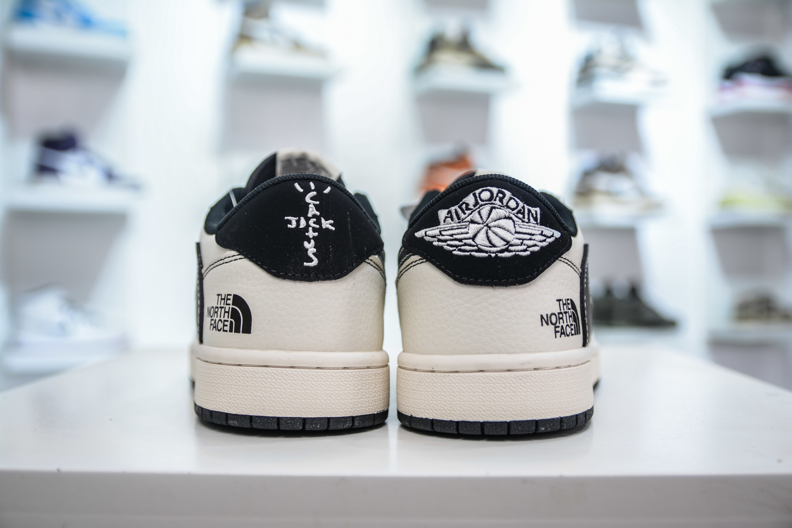 270   TS x Air Jordan 1 Retro Low x The North Face 北面联名- 白黑线紫勾  XS6089-500