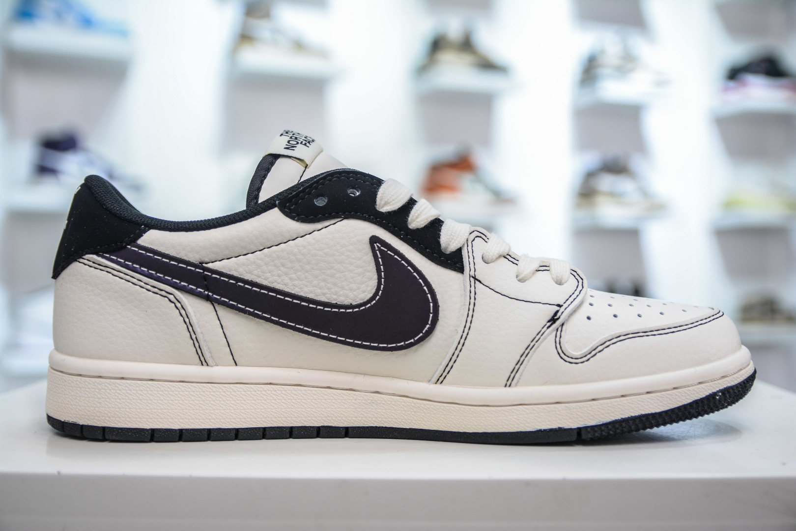 270   TS x Air Jordan 1 Retro Low x The North Face 北面联名- 白黑线紫勾  XS6089-500