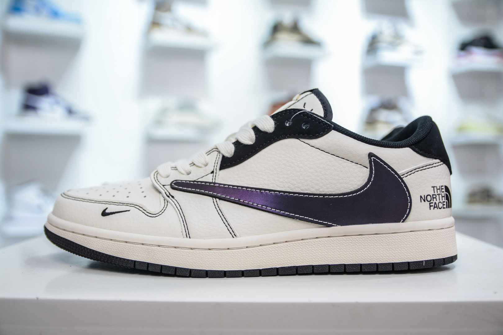 270   TS x Air Jordan 1 Retro Low x The North Face 北面联名- 白黑线紫勾  XS6089-500
