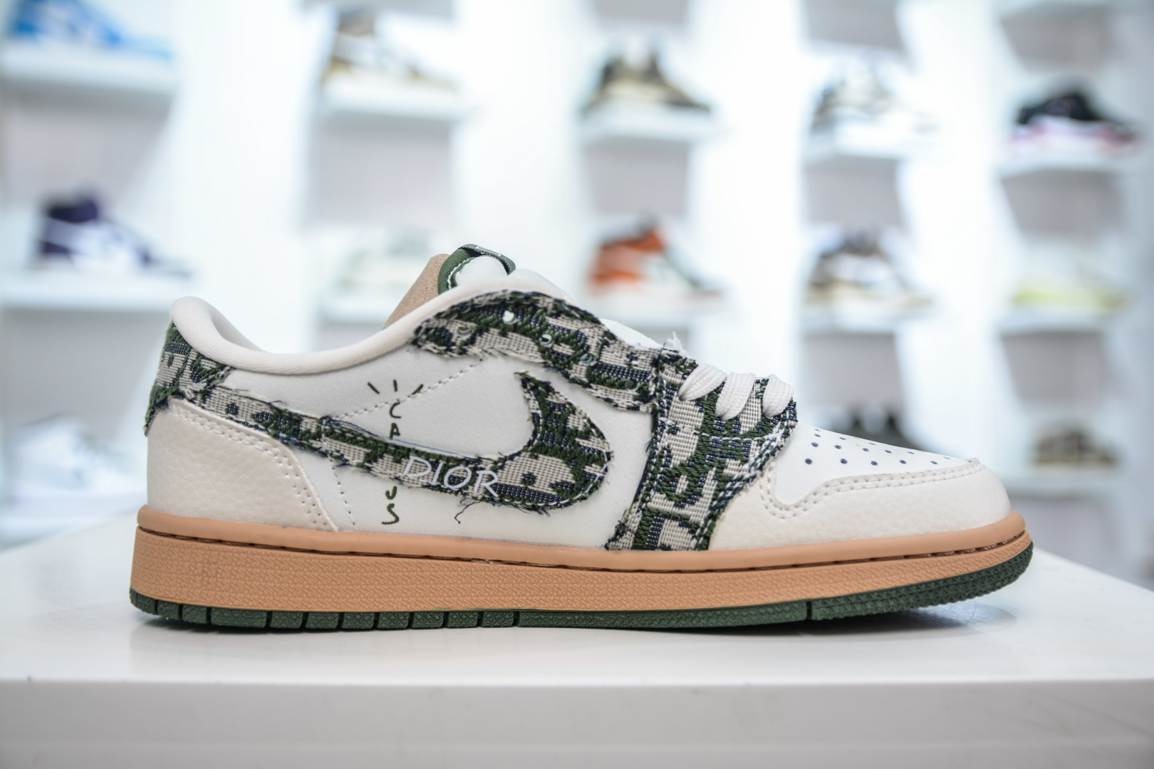 270   TS x Air Jordan x DIOR AJ1 Low 倒钩低帮联名迪奥-米绿针织   XS2024-010
