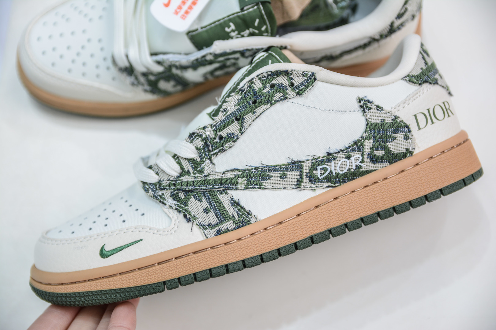 270   TS x Air Jordan x DIOR AJ1 Low 倒钩低帮联名迪奥-米绿针织   XS2024-010