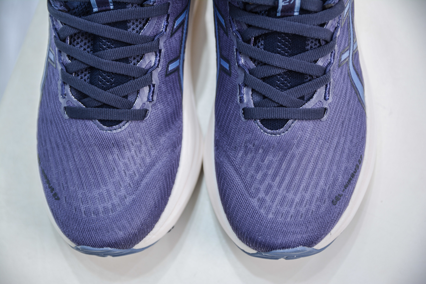 190   Asics Gel-Nimbus 27 亚瑟士专业跑鞋 Asics  1011B956-500