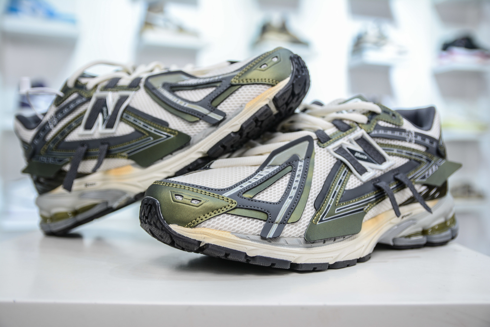210  T版纯原 New Balance M1906R系列 复古老爹防滑耐磨低帮 跑步鞋   M1906ANA