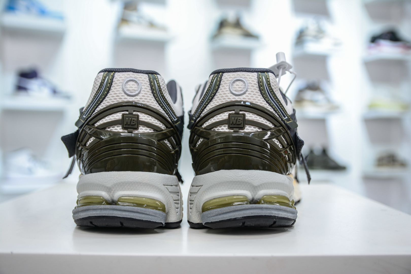 210  T版纯原 New Balance M1906R系列 复古老爹防滑耐磨低帮 跑步鞋   M1906ANA