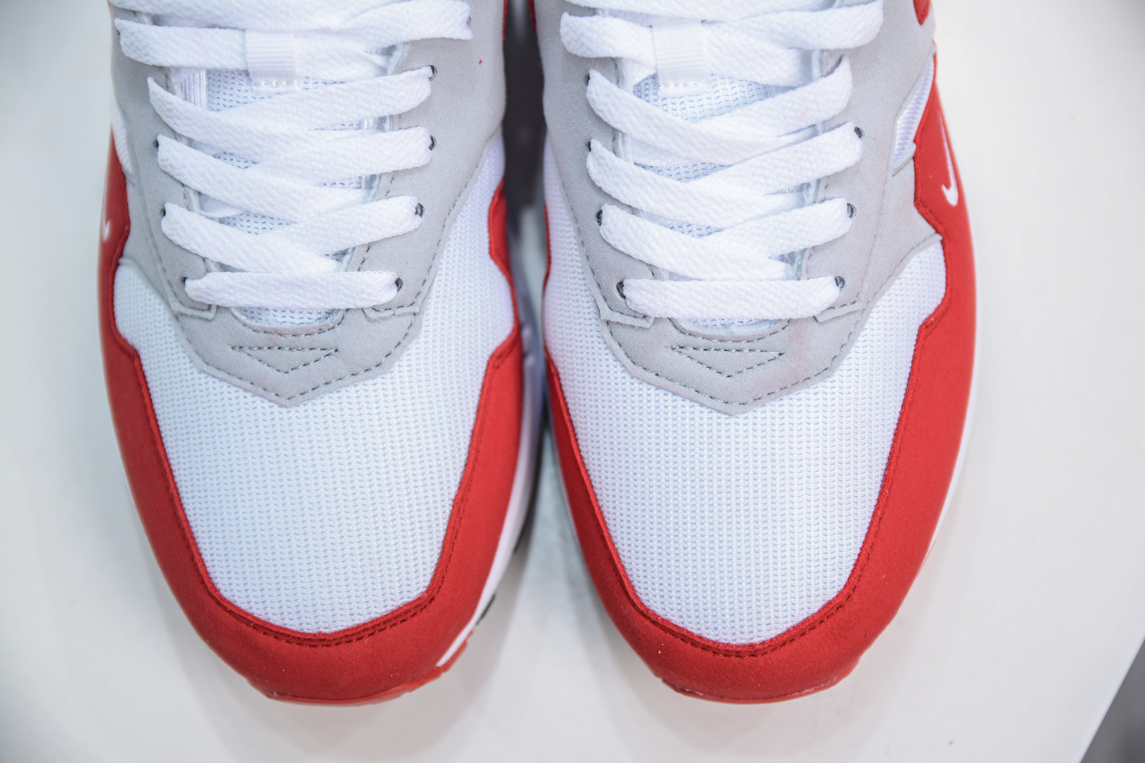 230  NK Air Max 1 初代复古气垫慢跑鞋  HQ5882-100