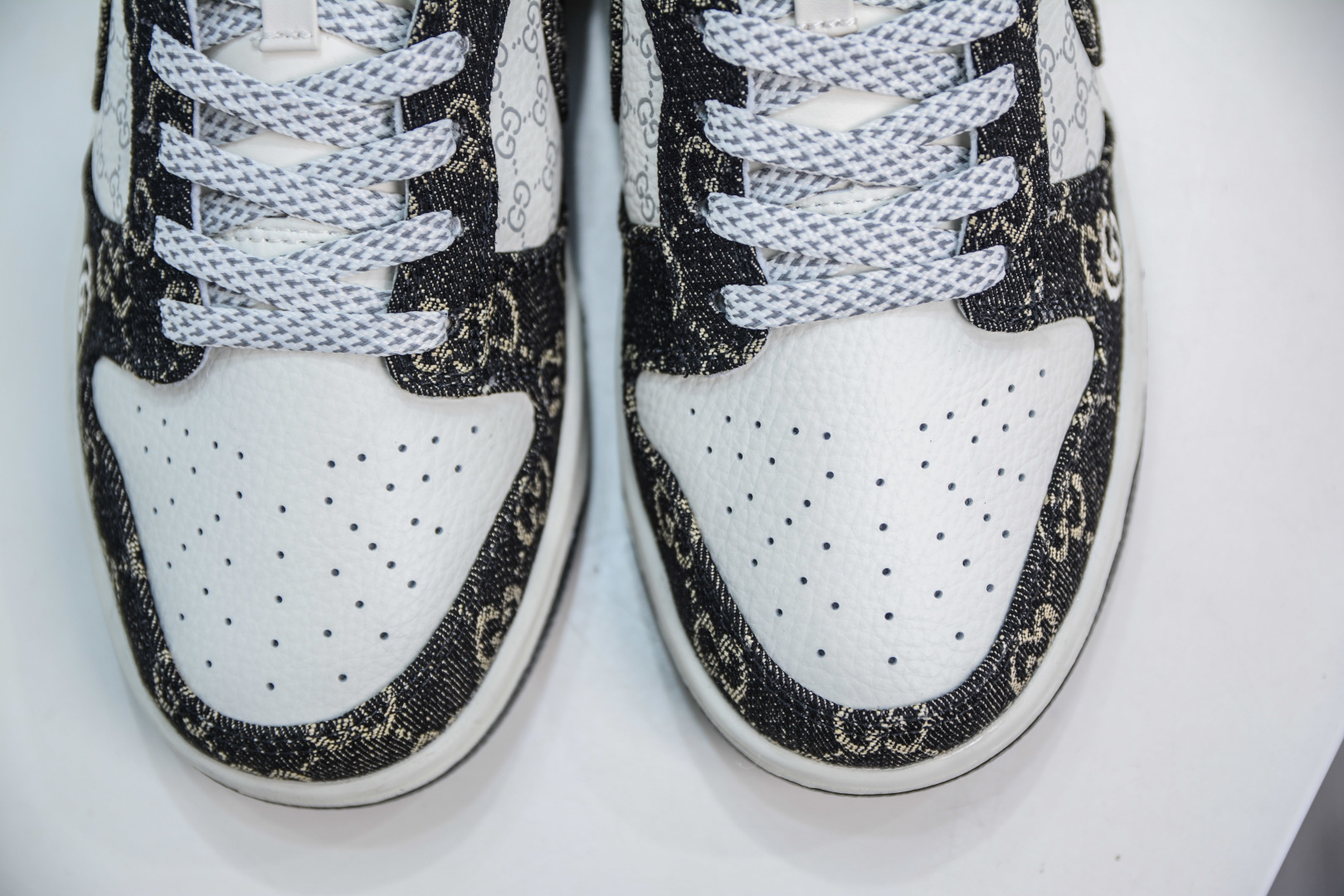 280  Nike SB Dunk Low x GUCCI 古驰联名-白黑牛仔  CH8311-286
