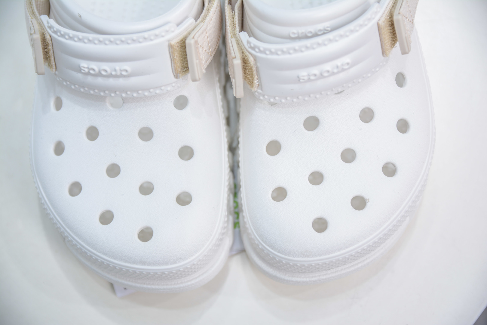 120  Crocs 卡骆驰 Duet Max Clog 涡轮系列 柔软舒适 沙滩鞋洞洞鞋卡骆驰