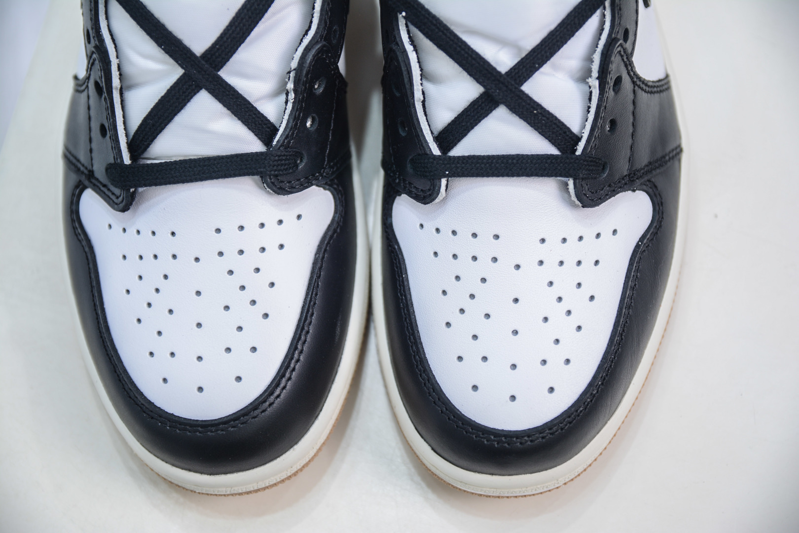 280 F版 Air Jordan 1 High OG 白棕黑 FD2596-021