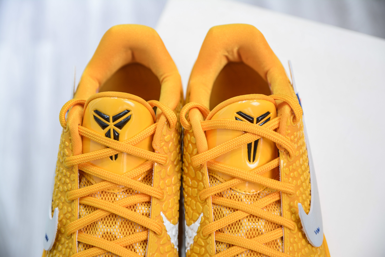 TOP纯原 Off White x NK Zoom Kobe ZK5 科比5代 OW联名黄 客制联名 CW2190-501