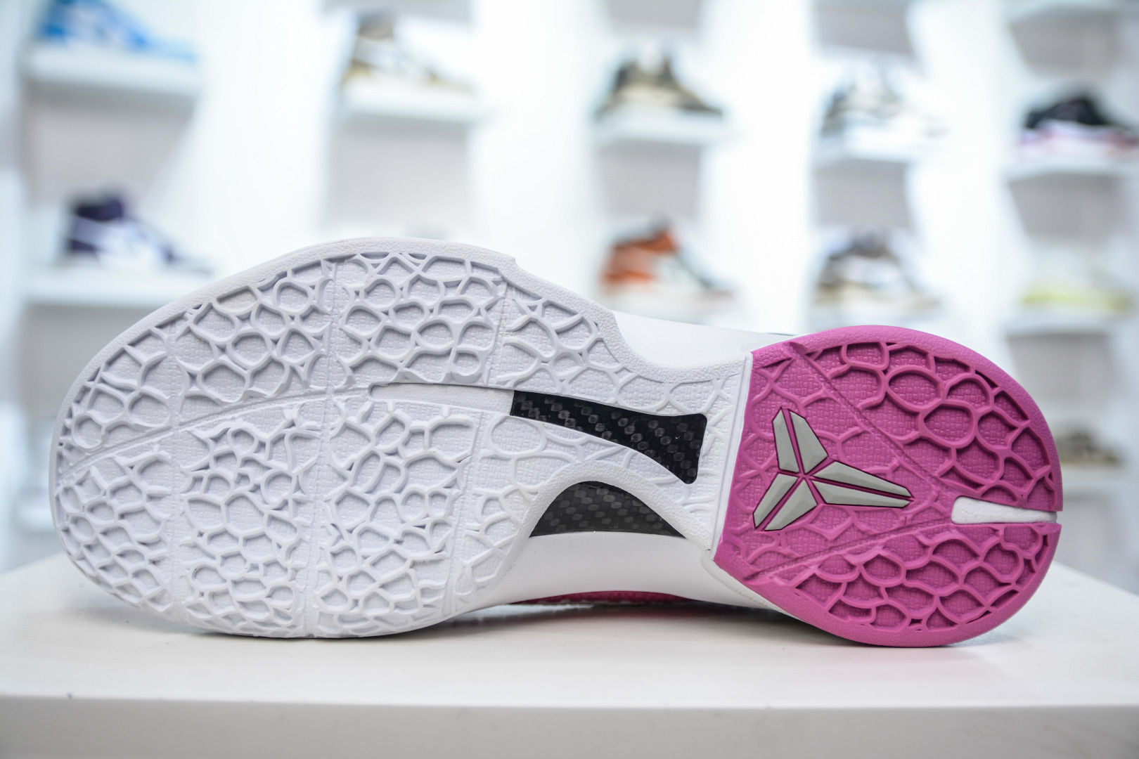 380 TOp纯原 NK ZOOM KOBE 6“乳腺癌”粉白 DJ3596-600