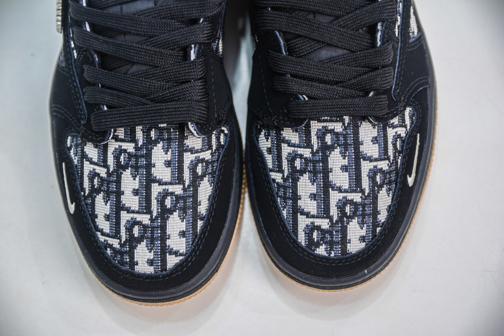 270 TS x Air Jordan AJ1 Low x DIOR 迪奥联名-黑针织生胶 倒钩低帮 XS2024-069