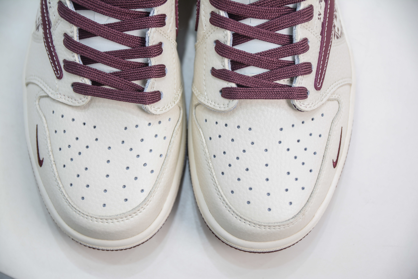 270 TS x Air Jordan x Chrome Hearts AJ1 Low 倒钩低帮联名克罗心-白酒红 LD2025-016
